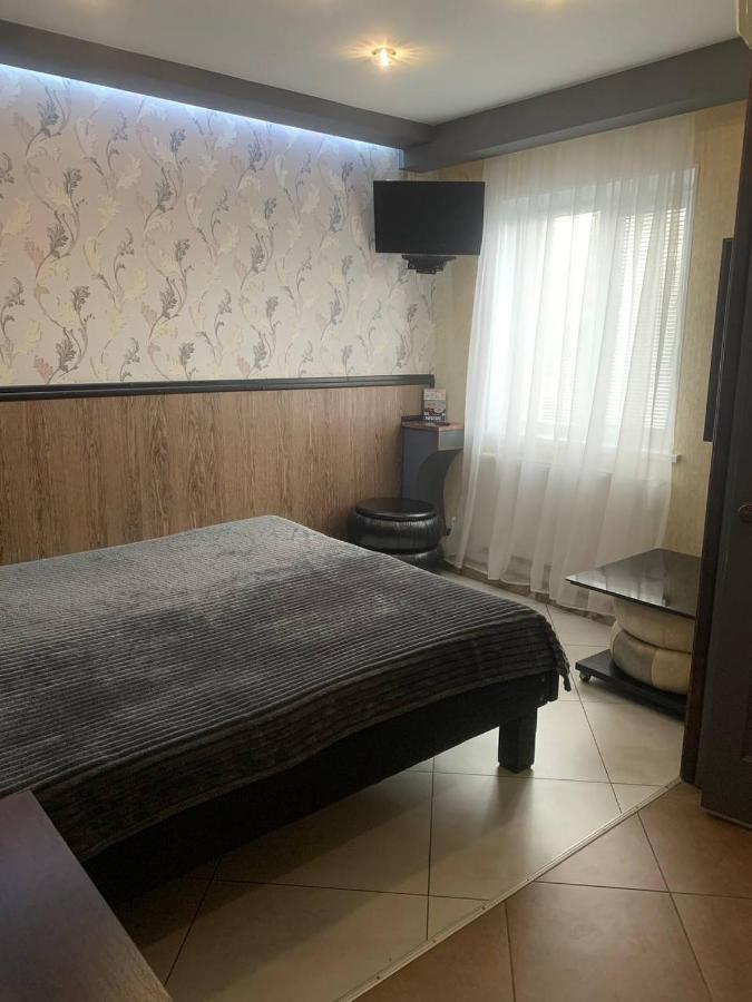 Na Bukovinskoy Guest House Kharkiv Exterior photo